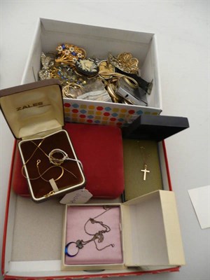 Lot 157 - A 9 carat gold fine chain, a gold crucifix, two dress rings, a quantity of costume jewellery...