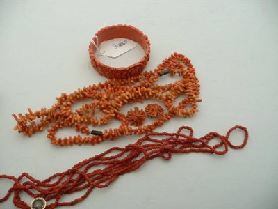 Lot 171 - A coral bangle and assorted jewellery