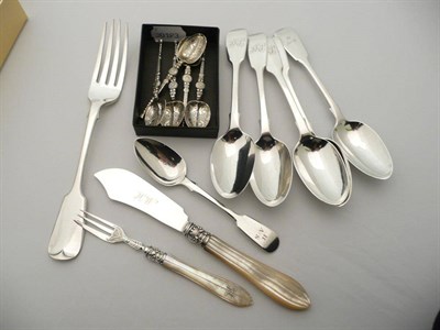 Lot 266 - Set of five 17th century style silver coffee spoons and assorted cutlery