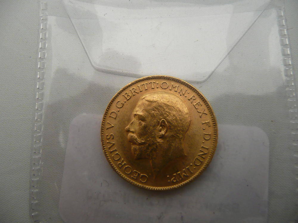 Lot 275 - A 1918 gold sovereign