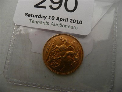 Lot 290 - A 1908 half sovereign coin