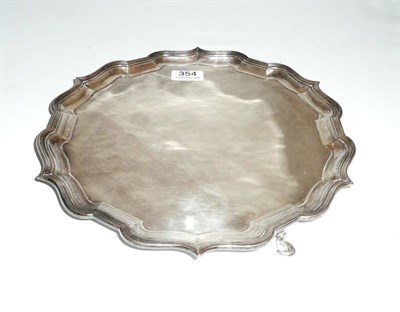 Lot 354 - Silver salver London assay, 33 oz