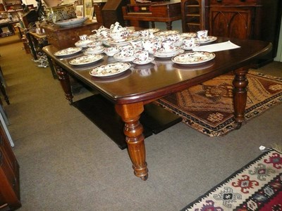 Lot 731 - Victorian mahogany dining table