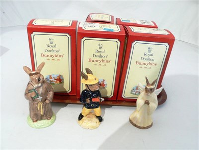 Lot 16 - Tray of Royal Doulton Bunnykins figures