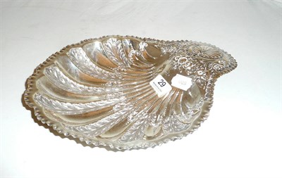 Lot 29 - A large silver shell shaped dish