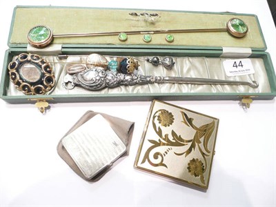 Lot 44 - Two mourning brooches, boxed set of hat pins, Coty compact, etc