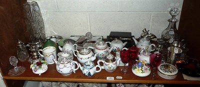 Lot 181 - Quantity of reproduction 18th century teapots, assorted glassware and sundry