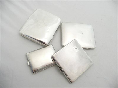 Lot 239 - Two silver cigarette cases, a vesta, a compact