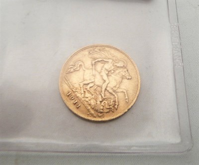 Lot 250 - A 1911 half sovereign coin