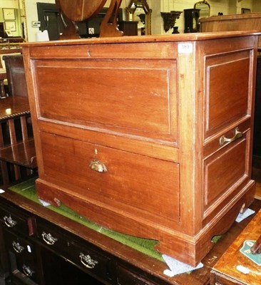 Lot 389 - A late 19th century teak hinged box