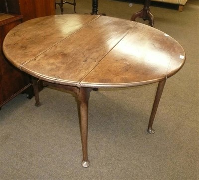 Lot 397 - A pad foot table