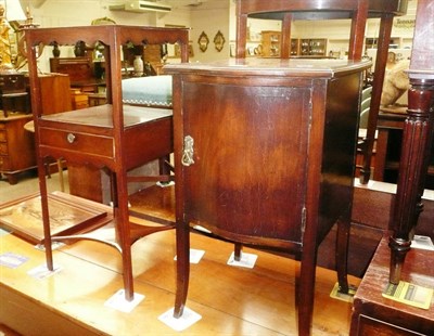 Lot 475 - A mahogany pot cupboard and a Georgian washstand