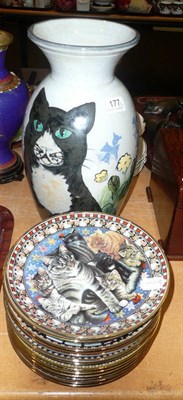 Lot 177 - Twelve cat collector's plates and a Highland stoneware vase