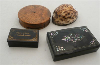 Lot 204 - Four snuff boxes