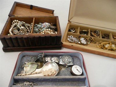 Lot 352 - Three boxes of jewellery and watches