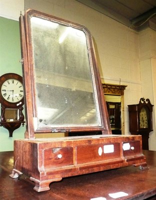 Lot 498 - An 18th century mahogany dressing table mirror