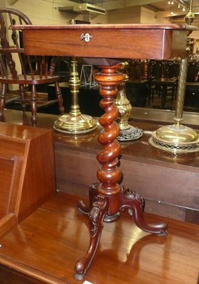 Lot 504 - Victorian mahogany tripod table