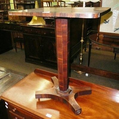 Lot 525 - A 19th century rosewood pedestal table