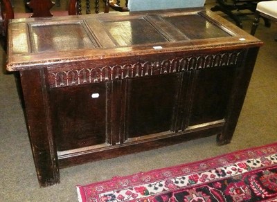 Lot 549 - 18th century oak coffer