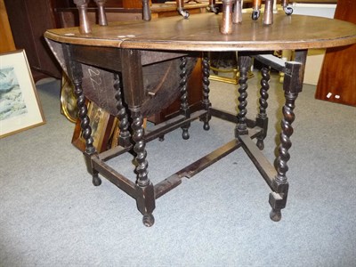 Lot 689 - Oak drop-leaf table and another smaller