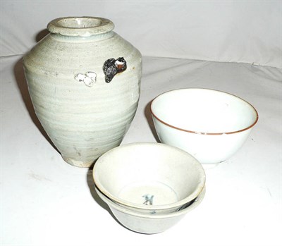 Lot 24 - Vung Tau Cargo (ex Christie's): Three graduated porcellaneous bowls and a jar, each bearing...
