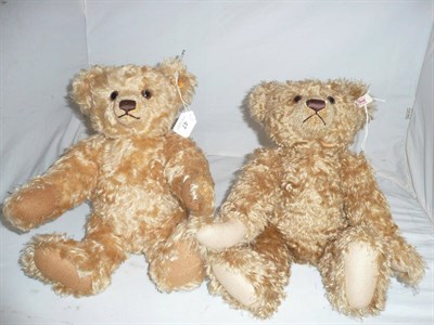Lot 47 - Two similar modern Steiff teddy bears with growlers of blonde wavy mohair, felt paw pads, 41 cms
