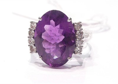 Lot 91 - A 14ct white gold amethyst and diamond ring