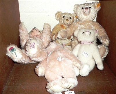 Lot 117 - Five assorted modern Steiff teddy bears of white and pale pink mohair (two with growlers).