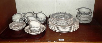 Lot 122 - Spode pottery Florence pattern dinnerwares