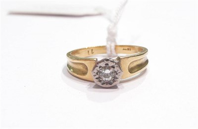 Lot 167 - A diamond solitaire ring stamped '18CT'