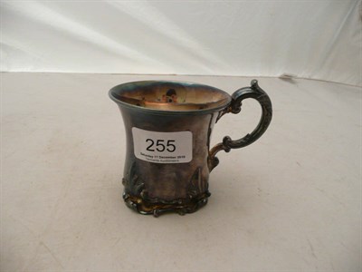 Lot 255 - Barnard Bros Victorian silver mug