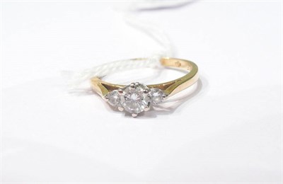 Lot 308 - Ring set with three diamonds