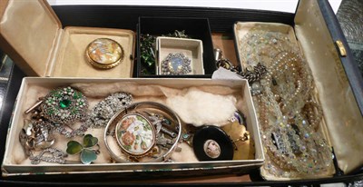 Lot 318 - A collection of paste-set jewellery, a mourning brooch, paste brooches, simulated pearls,...