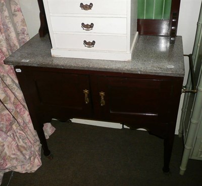 Lot 416 - Marble-top and tiled back washstand