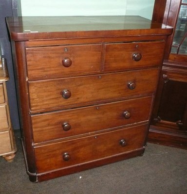 Lot 476 - Mahogany four height chest of drawers