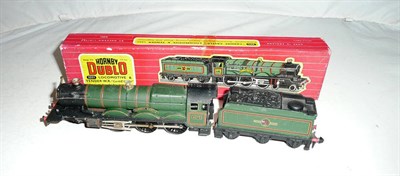 Lot 1001 - A Boxed Hornby Dublo 2-Rail 'Cardiff Castle' Locomotive and Tender No.4075, in BR green livery, box