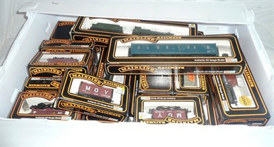 Lot 1023 - A Collection of Boxed Mainline 'OO' Gauge Trains, comprising five locomotives - 'Sir Robert...