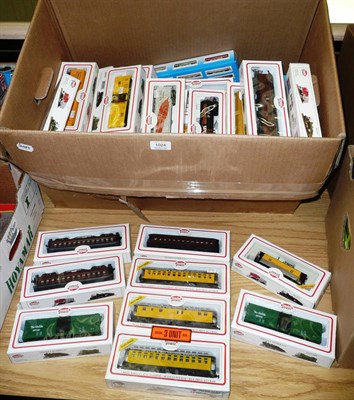 Lot 1024 - A Collection of Boxed 'HO' Gauge Trains, comprising three Walthers Trainline locomotives, three...