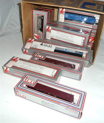 Lot 1027 - A Collection of Boxed Lima 'OO' Gauge Trains, comprising two limited edition diesel locomotive...