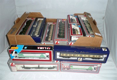 Lot 1058 - A Collection of Boxed Lima 'OO' Gauge Trains, comprising five diesel locomotives, two tender...