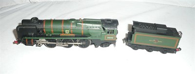 Lot 1107 - A Boxed Hornby Dublo 3-Rail S.R. West Country 'Dorchester' Locomotive and Tender No.34042, in green