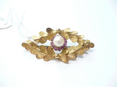 Lot 52 - An 18ct gold cultured pearl and ruby brooch