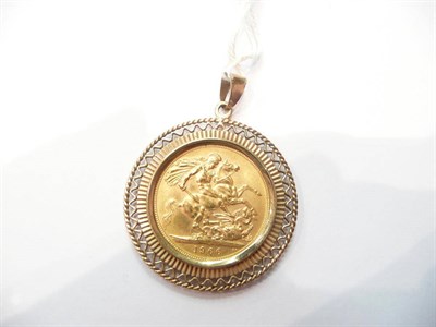 Lot 54 - Mounted gold sovereign