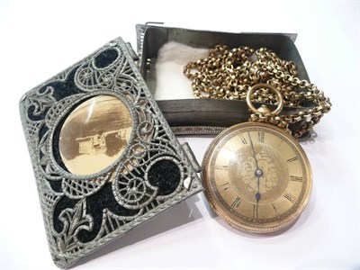 Lot 58 - Gold-plated pocket watch with 9ct gold chain (35g approximately)