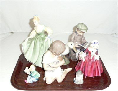 Lot 173 - Copenhagen figures, Worcester figure and Doulton figures (7)