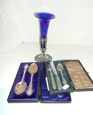 Lot 290 - An Elkington & Co plated epergne, plated berry spoons, & christening set.