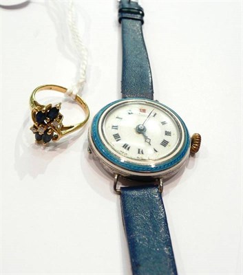 Lot 322 - A lady's wristwatch and a sapphire and diamond ring