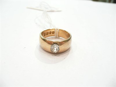 Lot 367 - An 18ct gold solitaire diamond ring