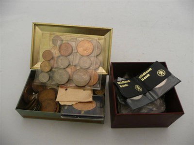 Lot 478 - Quantity of coins in two boxes