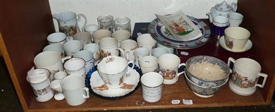 Lot 516 - A quantity of commemorative wares, Victorian and later, damages